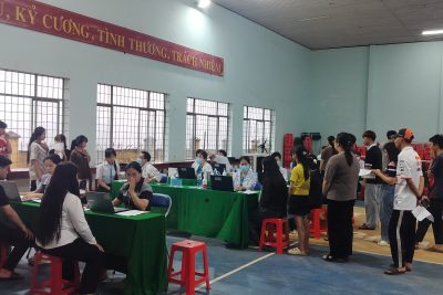 TRUNG TÂM Y TẾ KHU VỰC ĐẮK SONG TRIỂN KHAI KHÁM SỨC KHỎE HỌC SINH TRƯỜNG THPT ĐẮK SONG NĂM 2026