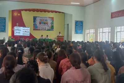 TRƯỜNG THPT ĐẮK SONG TỔ CHỨC HỌP TOÀN THỂ PHỤ HUYNH HỌC SINH LỚP 12 VỚI CHỦ ĐỀ: TĂNG CƯỜNG PHỐI HỢP, SẴN SÀNG CHO KỲ THI TỐT NGHIỆP THPT 2026